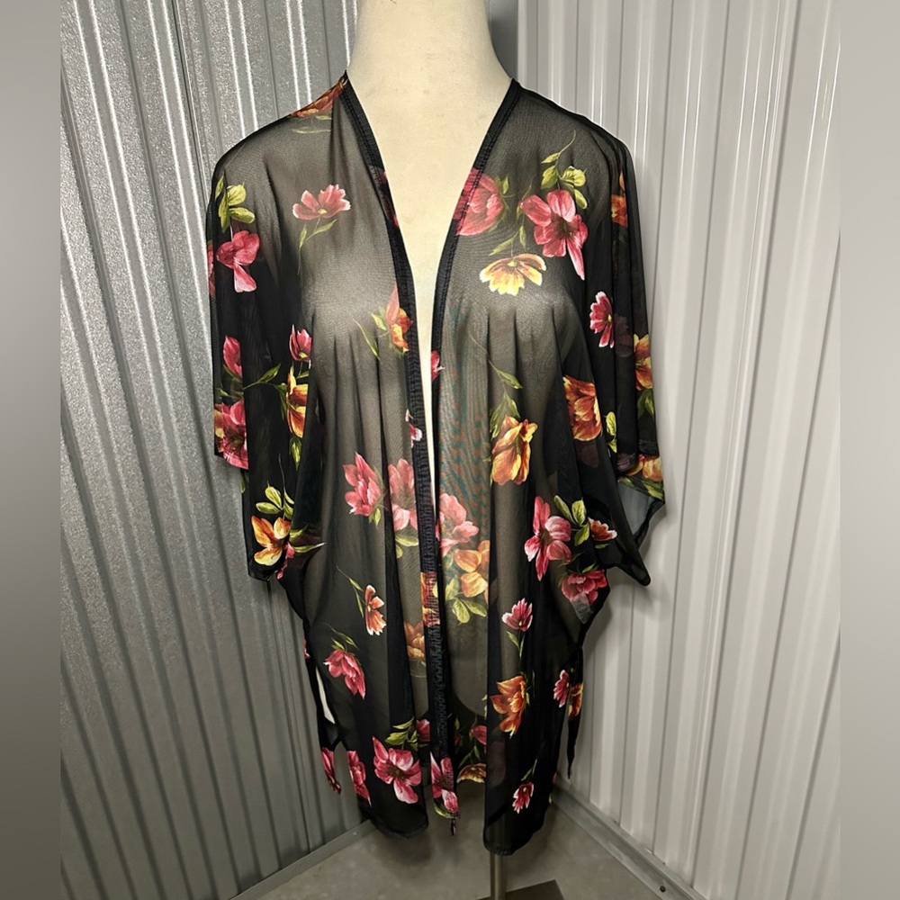 Ambiance (boutique brand) Kimono Cover Up size 2x
